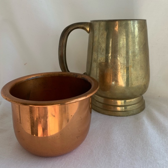 ✨SOLD✨ Brass Mug and Copper Dish Vintage Set - Picture 1 of 8